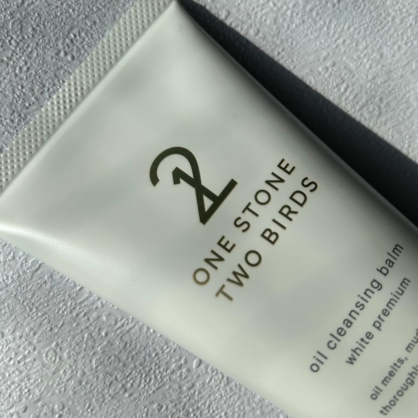 オイルクレンジングバーム ホワイトプレミアム/ONE STONE TWO BIRDS/クレンジングバームを使ったクチコミ（1枚目）