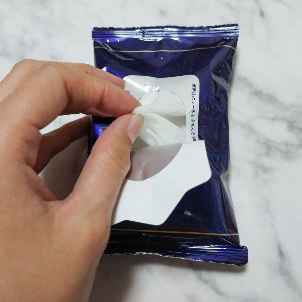 ビオレメイクの上からうるピタ肌持続シート/ビオレ/フェイスシートを使ったクチコミ（3枚目）