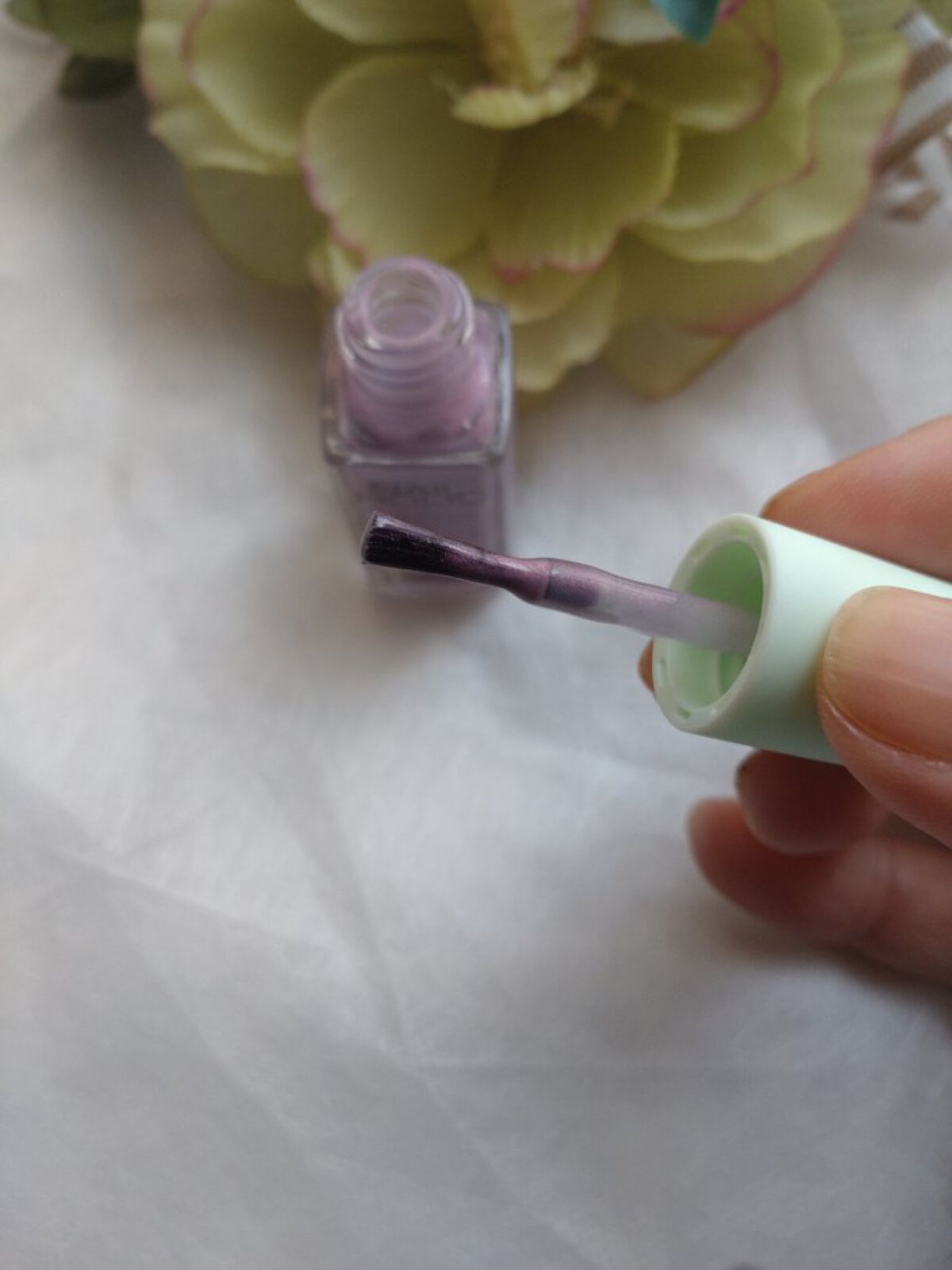 ネイルホリック リミテッドカラー Matte Macaron PU124 ブルーベリー/ネイルホリック/マニキュアを使ったクチコミ（2枚目）