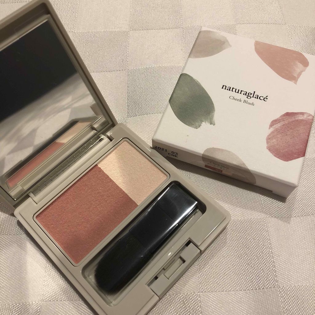 チークブラッシュ/ナチュラグラッセ/パウダーチークを使ったクチコミ(1枚目)