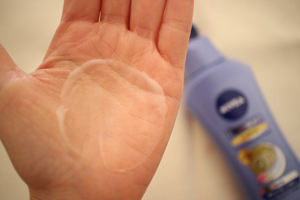 ニベア プレミアムボディミルク エンリッチ/ニベア/ボディミルクを使ったクチコミ(3枚目)