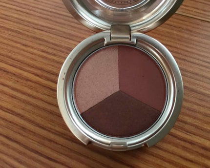 モメンティーク タイムシャドウ/LABIOTTE/アイシャドウパレットを使ったクチコミ(1枚目)