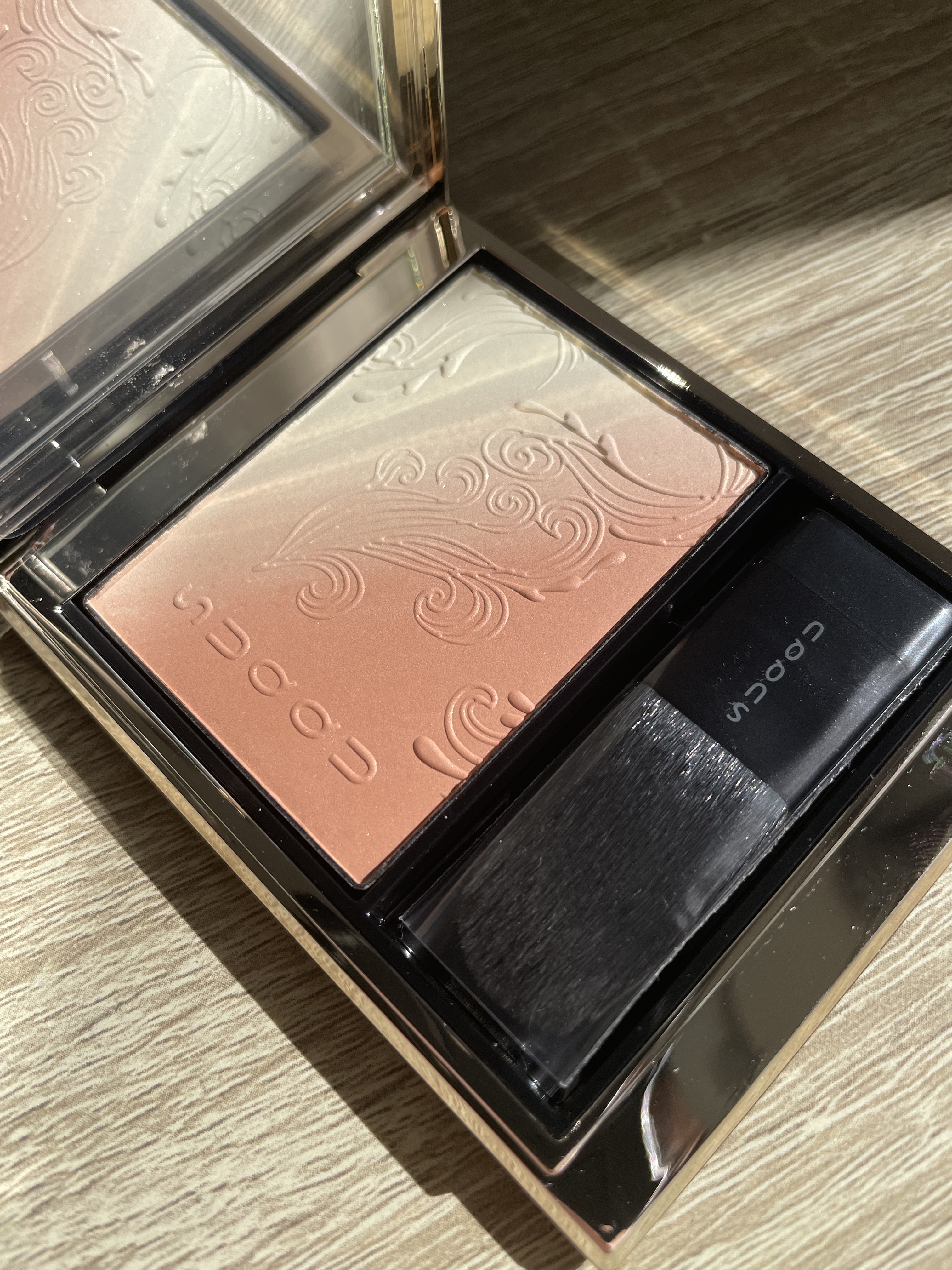 ブラーリング カラー ブラッシュ/SUQQU/パウダーチークを使ったクチコミ（1枚目）