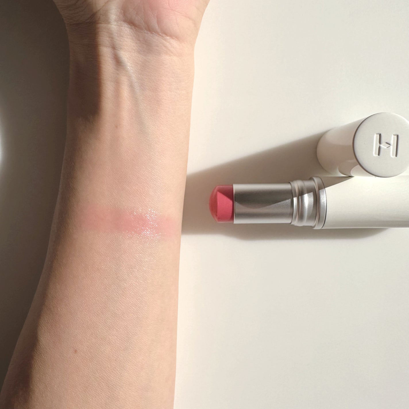 トゥルーディメンションラディアンスバーム/hince/スティックハイライトを使ったクチコミ(2枚目)