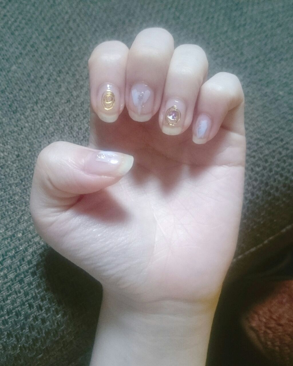 ネイルホリック リミテッドカラー Beach Party GD052/ネイルホリック/マニキュアを使ったクチコミ（1枚目）