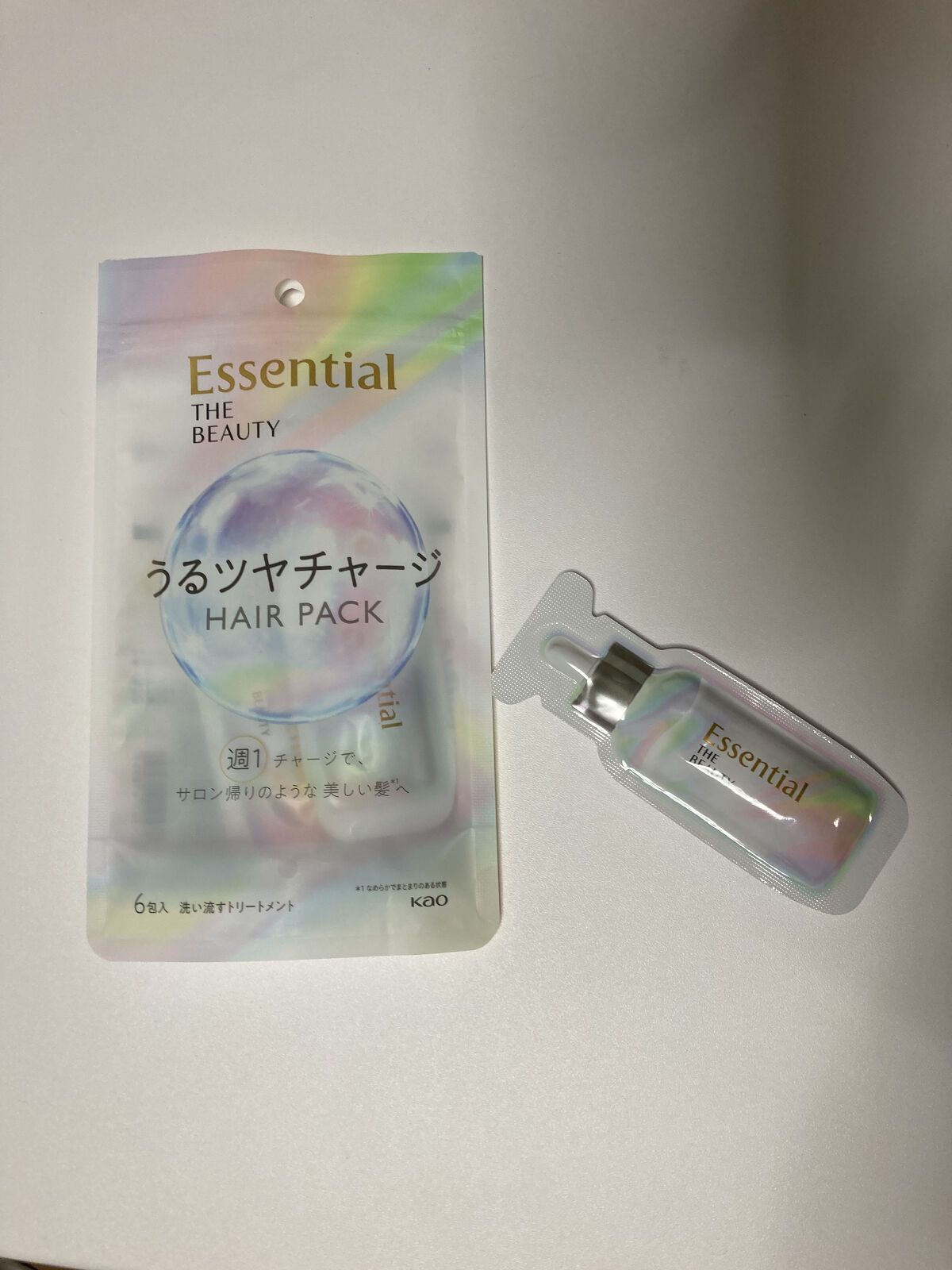 エッセンシャル　ザビューティ うるツヤチャージヘアパック　 

6パック入って¥1320

週1で2週間試しましたが
正直私の髪にはあまり効果を感じませんでした。
髪質は硬くてうねりやすく、毛量があるタイプです。

強いて言うなら少しツヤは