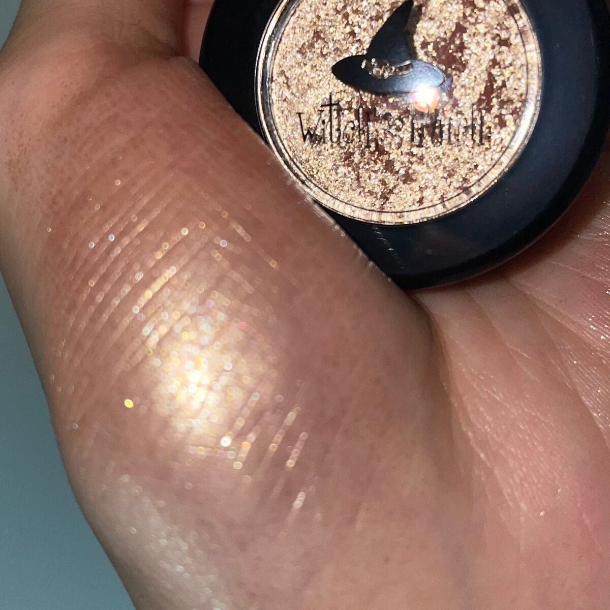 セルフィーフィックスピグメント/Witch's Pouch/単色アイシャドウを使ったクチコミ(7枚目)