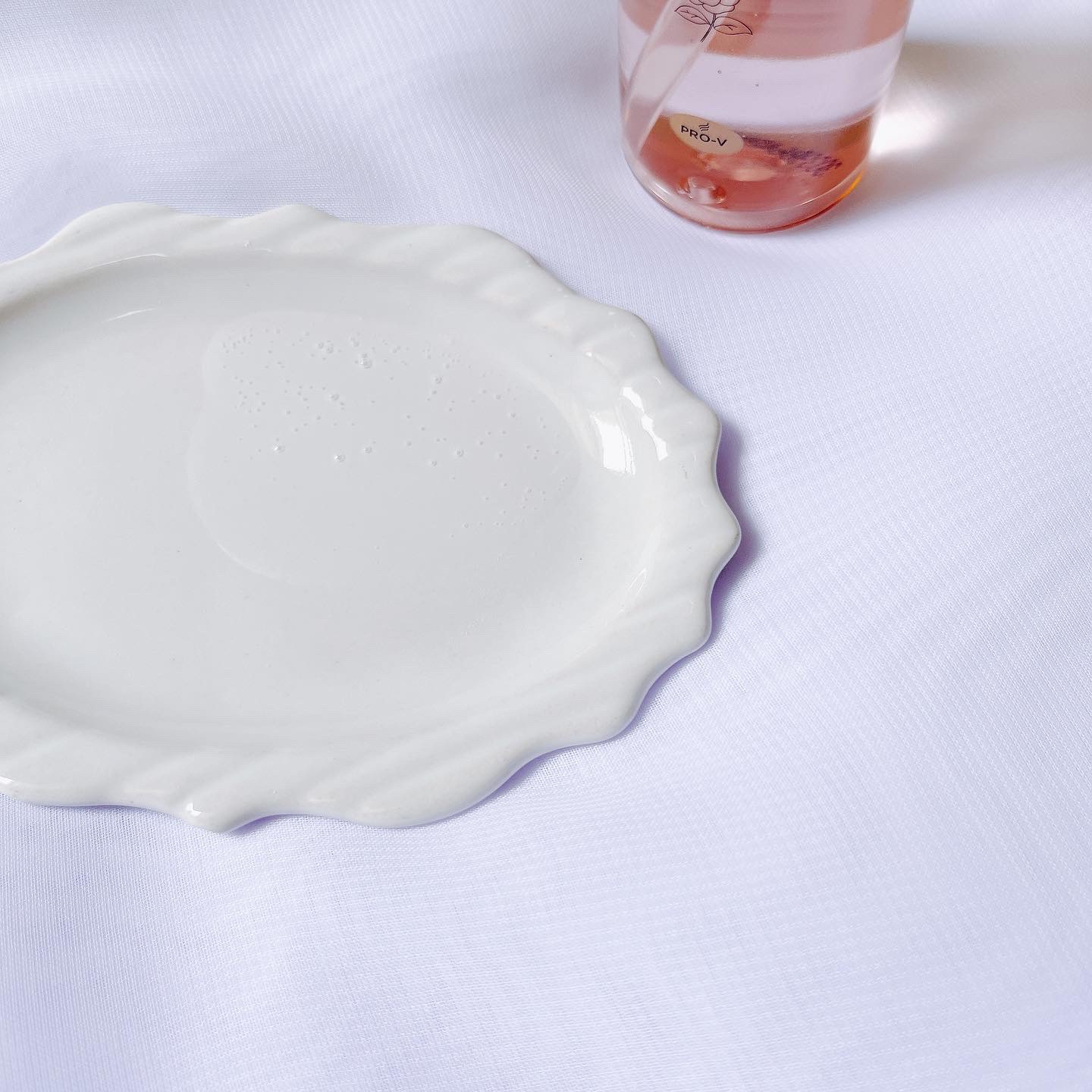 ミラクルズ シルキーリペア 洗い流さないトリートメント/パンテーン/ヘアオイルを使ったクチコミ（2枚目）