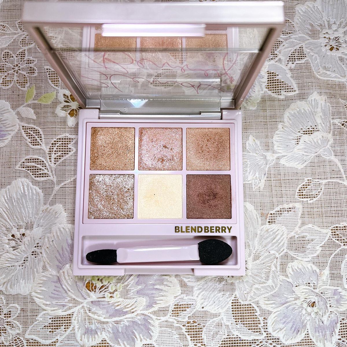 クリスタルユニコーンシリーズリップグロス J05 Peach Agate/FlowerKnows/リップグロスを使ったクチコミ（3枚目）