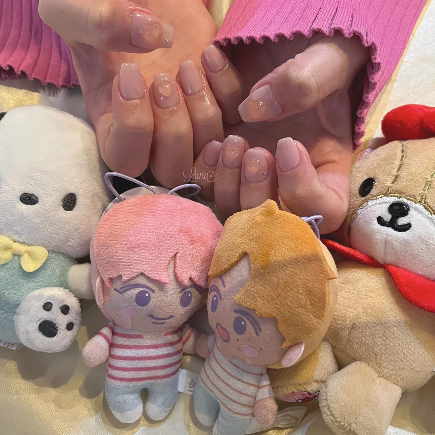 Iuna. Mizuki on LIPS 「.💖#nail#nailstagram#gelnail#ジェ..」(4枚目)