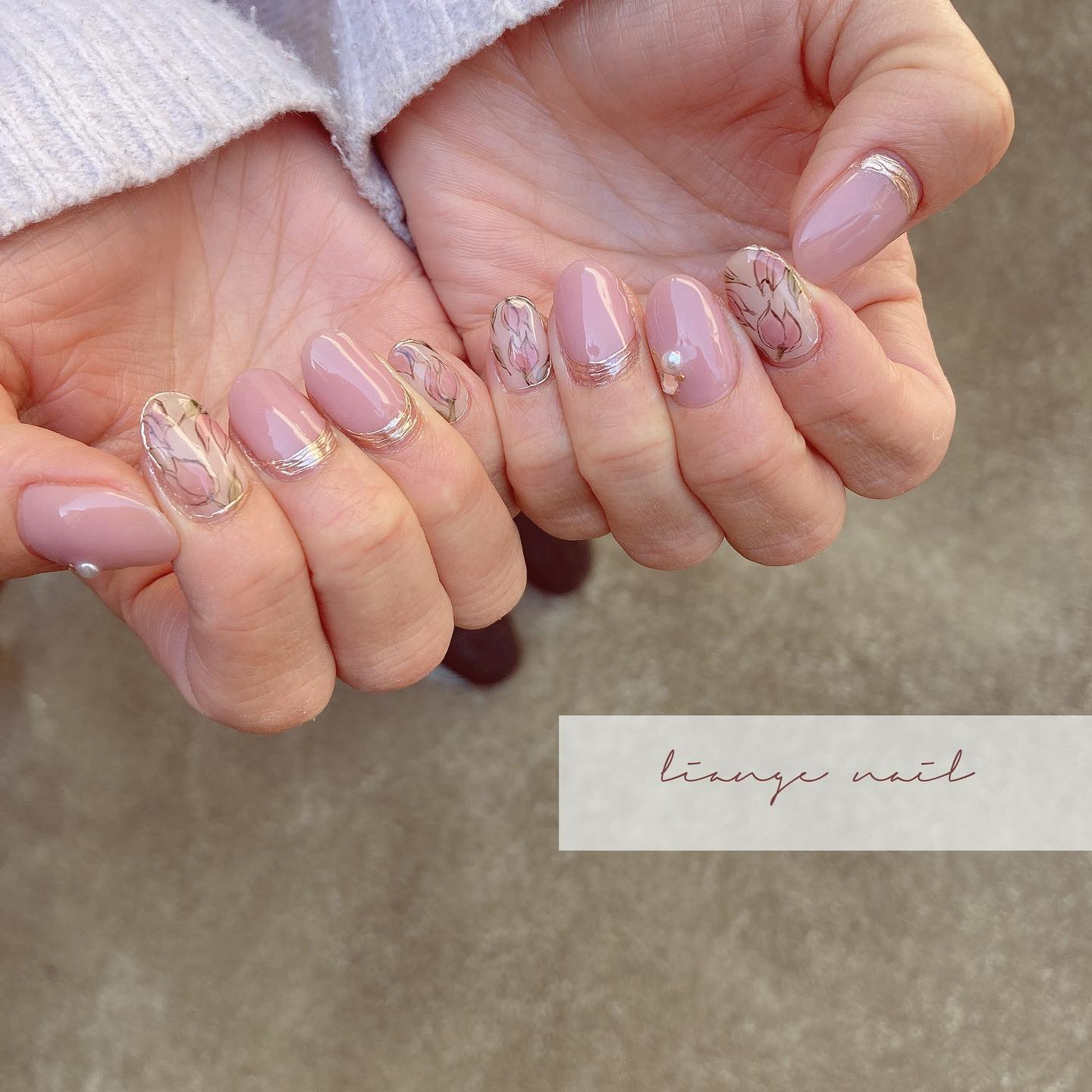 #リアンジェネイル,#柏ネイル,#ネイル,#春ネイル,#お花ネイル,#チューリップネイル,#ミラーネイルのネイルデザイン