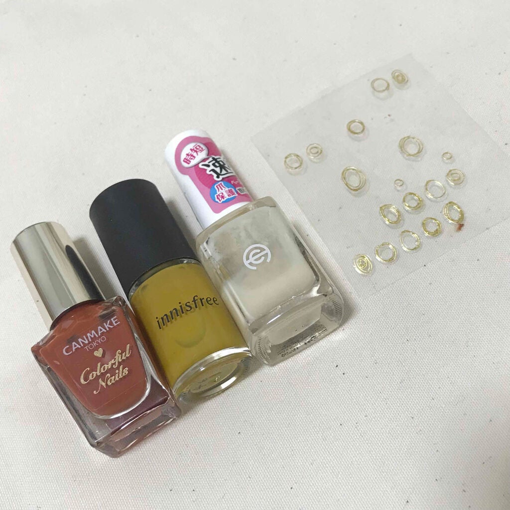 カラフルネイルズ/キャンメイク/マニキュアを使ったクチコミ(4枚目)
