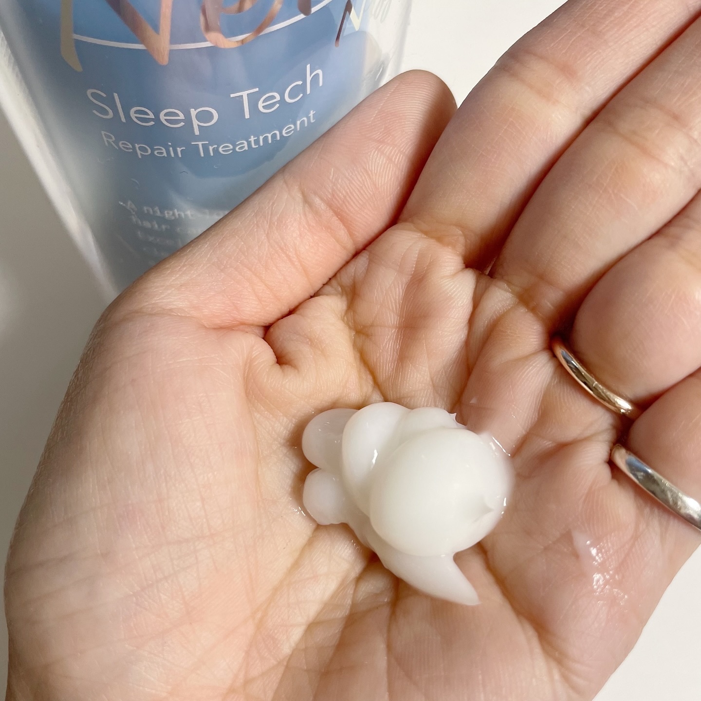 スリープテック リペア ヘアオイル/NeNe Night/ヘアオイルを使ったクチコミ（3枚目）