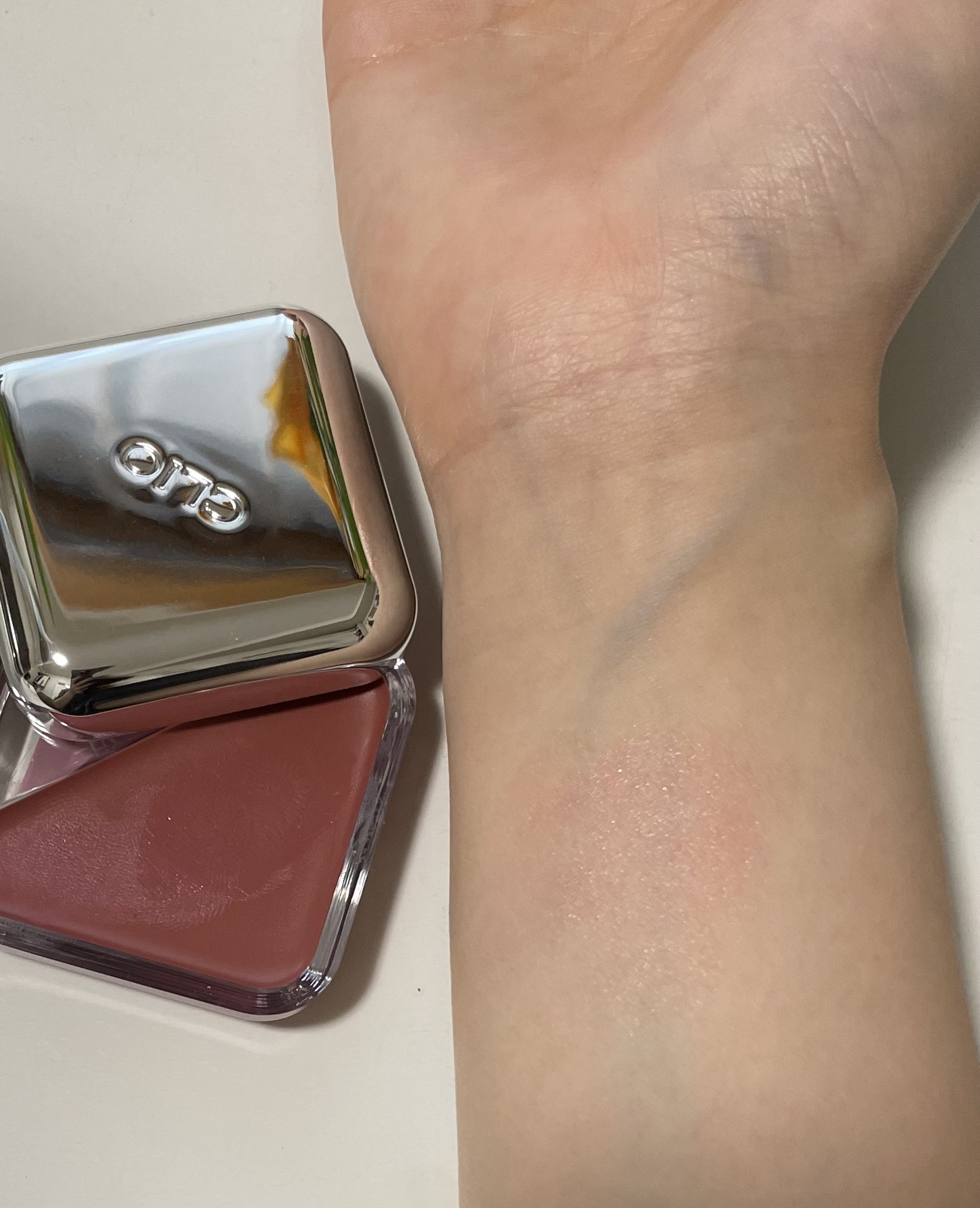 エッセンシャル リップチーク タップ/CLIO/ジェル・クリームチークを使ったクチコミ（1枚目）