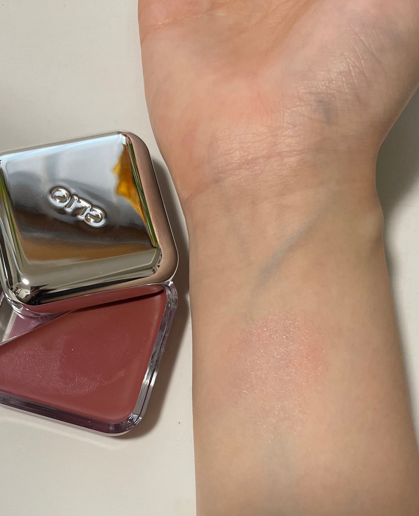 エッセンシャル リップチーク タップ/CLIO/ジェル・クリームチークを使ったクチコミ(1枚目)