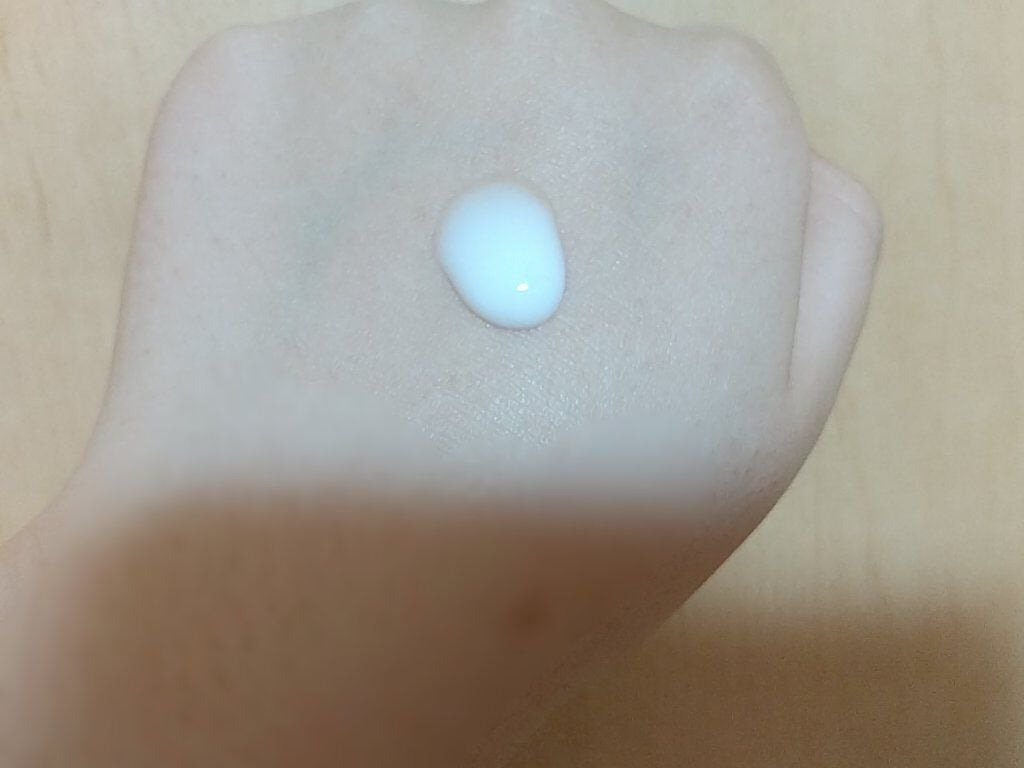 ハトムギ浸透乳液(ナチュリエ スキンコンディショニングミルク)/ナチュリエ/乳液を使ったクチコミ(2枚目)