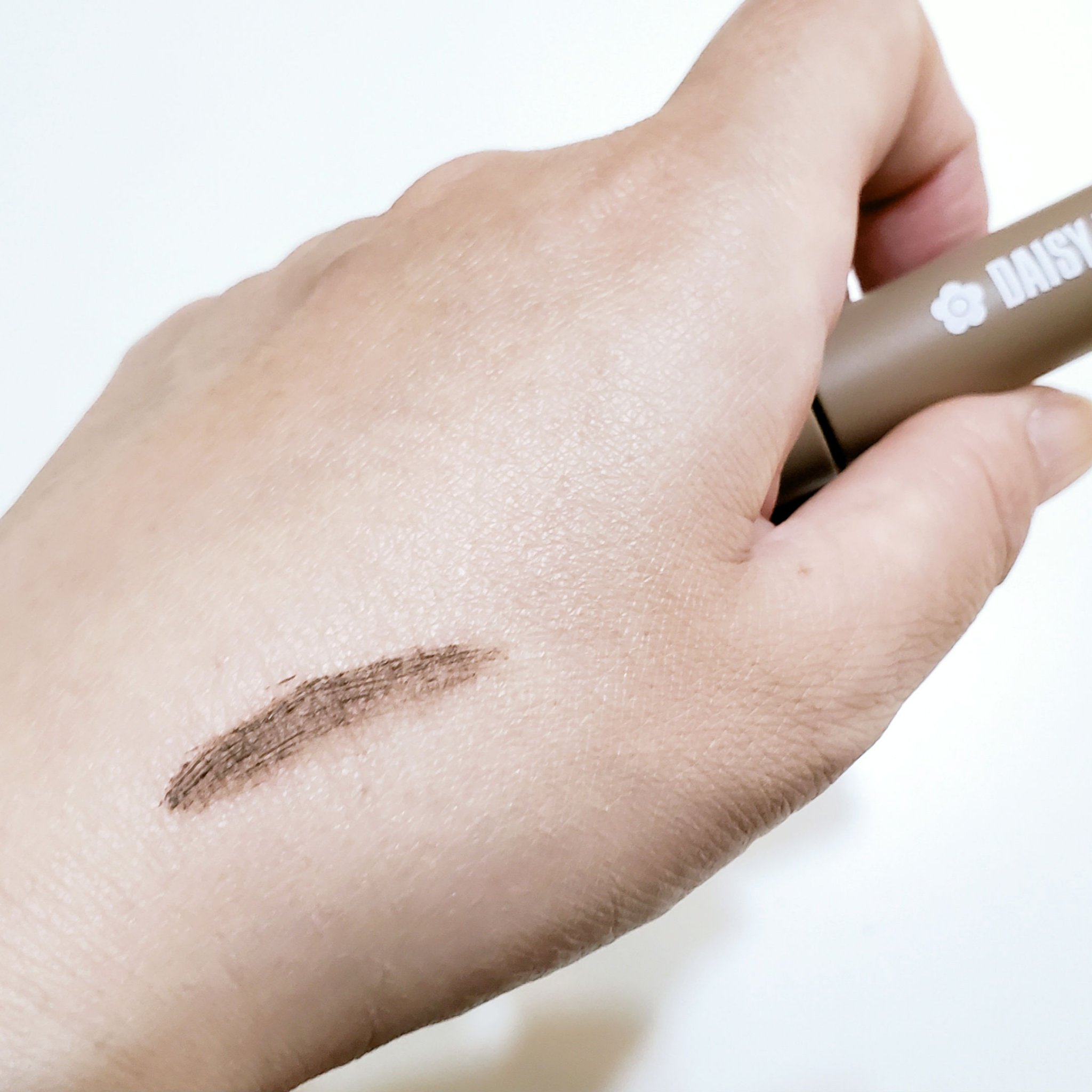 ブロウ マスカラ GR-01/DAISY DOLL by MARY QUANT/眉マスカラを使ったクチコミ（3枚目）