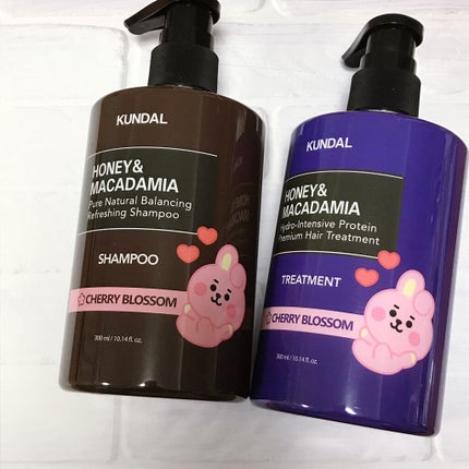 ハニー&マカデミアシャンプー/トリートメント /KUNDAL/シャンプー・コンディショナーを使ったクチコミ(1枚目)