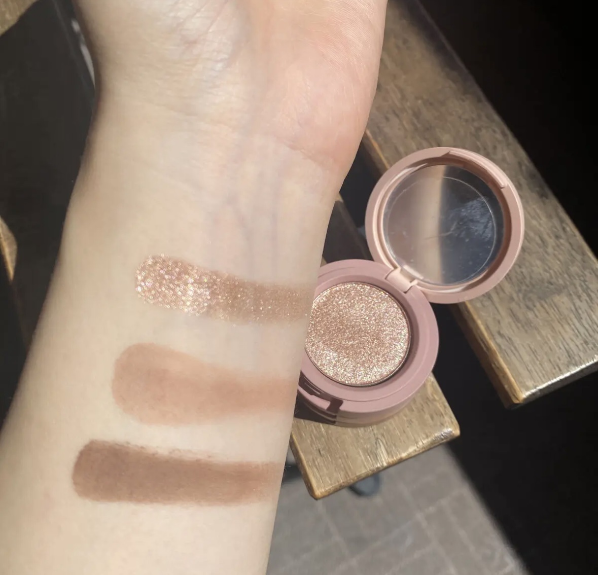 ビューティーベントー/Kaja(カジャ)/単色アイシャドウを使ったクチコミ（2枚目）