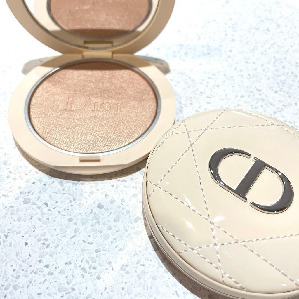 ディオールスキン フォーエヴァー クチュール ルミナイザー/Dior/プレストパウダーを使ったクチコミ(3枚目)