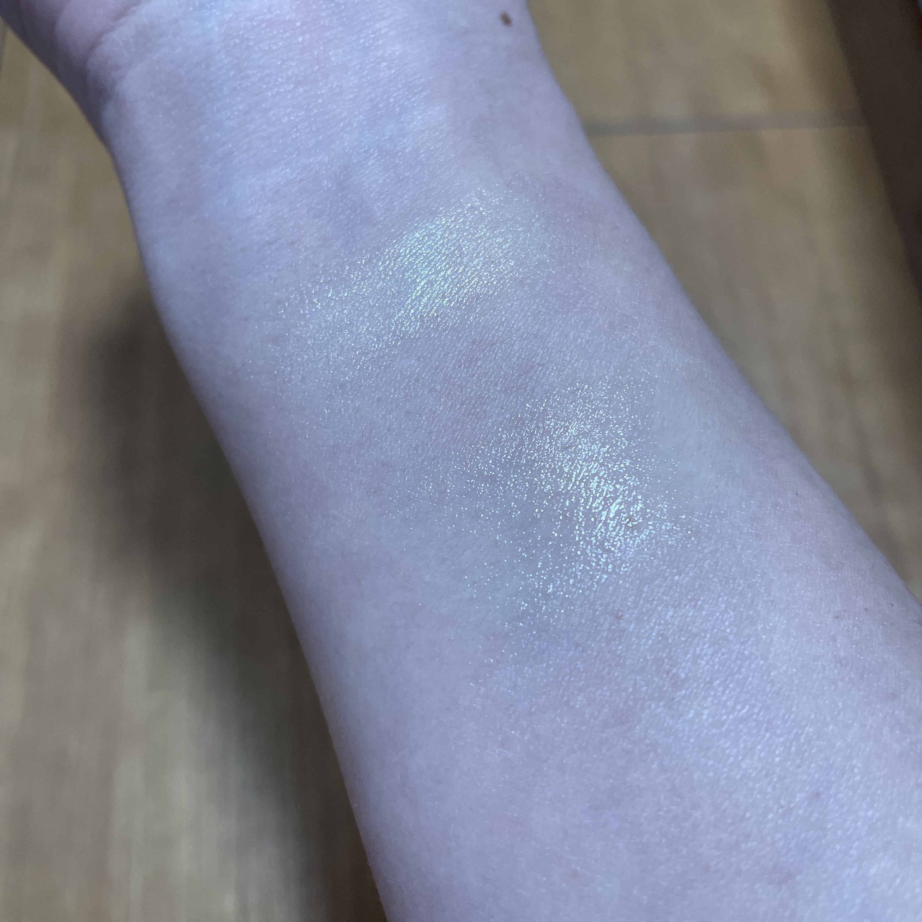 トゥルーディメンションラディアンスバーム/hince/スティックハイライトを使ったクチコミ（2枚目）