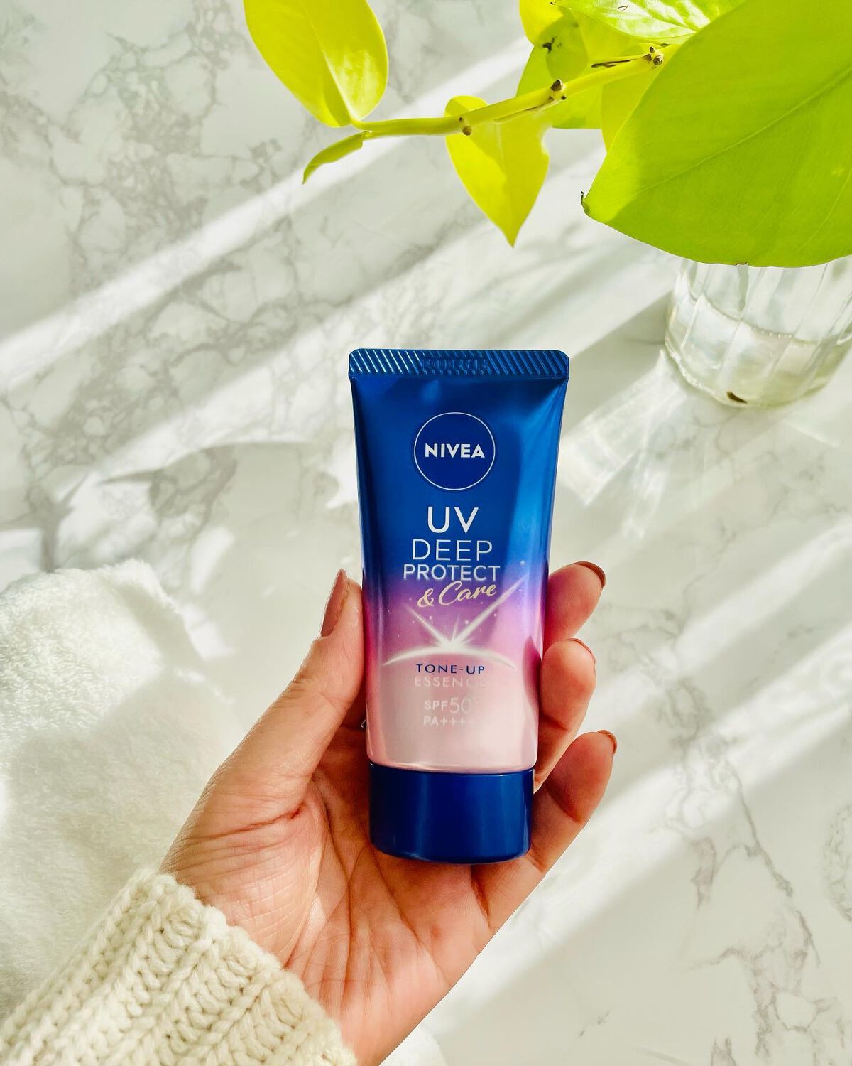 ニベアUV ディープ プロテクト&ケア トーンアップ エッセンス/ニベア/日焼け止めローションを使ったクチコミ(2枚目)