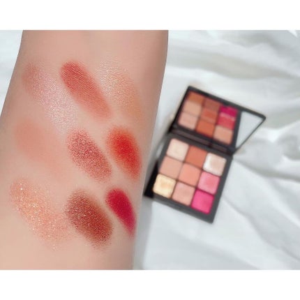 サマーソルスティス アイシャドーパレット/NARS/アイシャドウパレットを使ったクチコミ(2枚目)