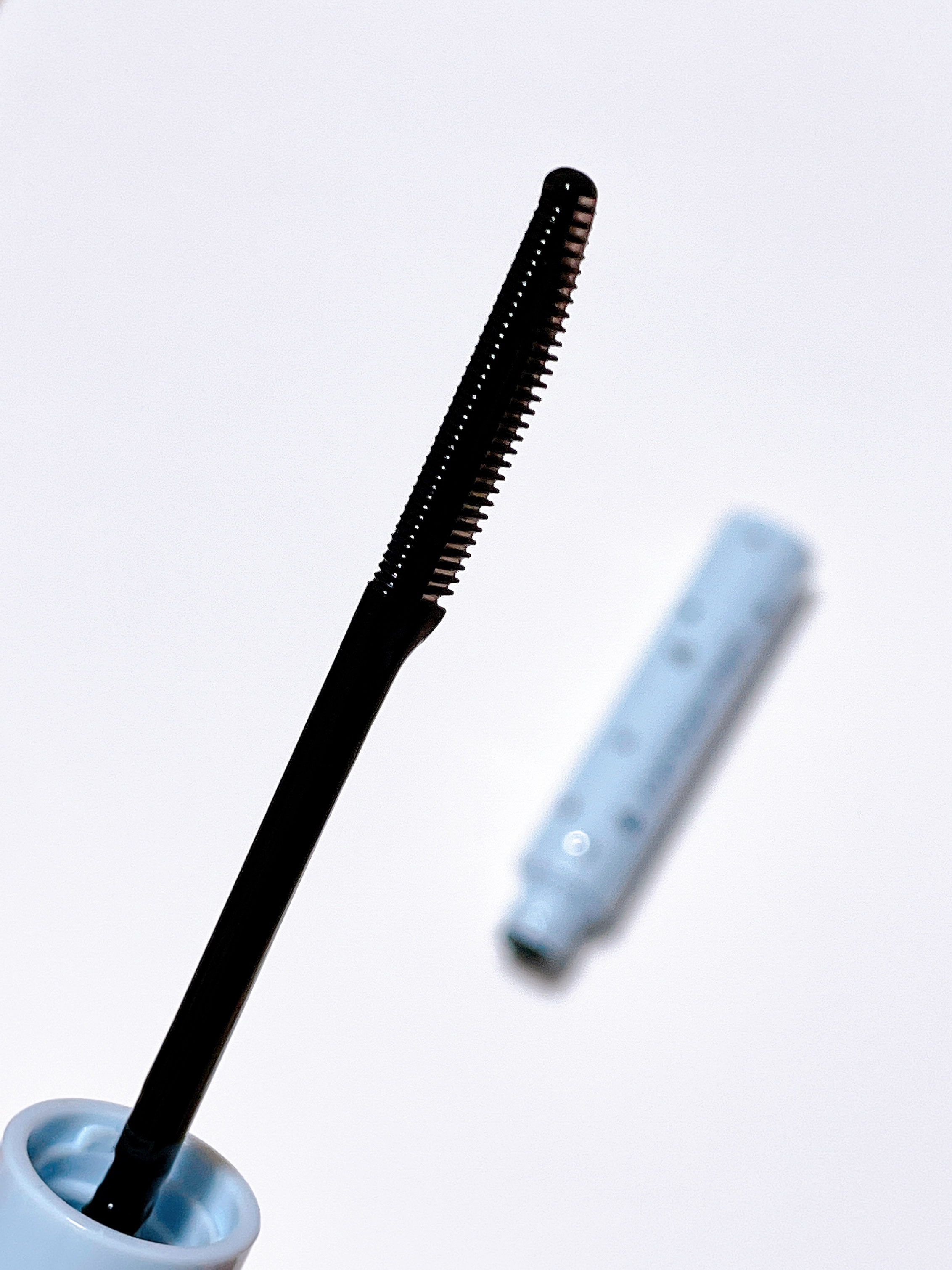 カールキープマジック エッセンスリムーバー/コーセーコスメニエンス/マスカラ下地を使ったクチコミ（1枚目）