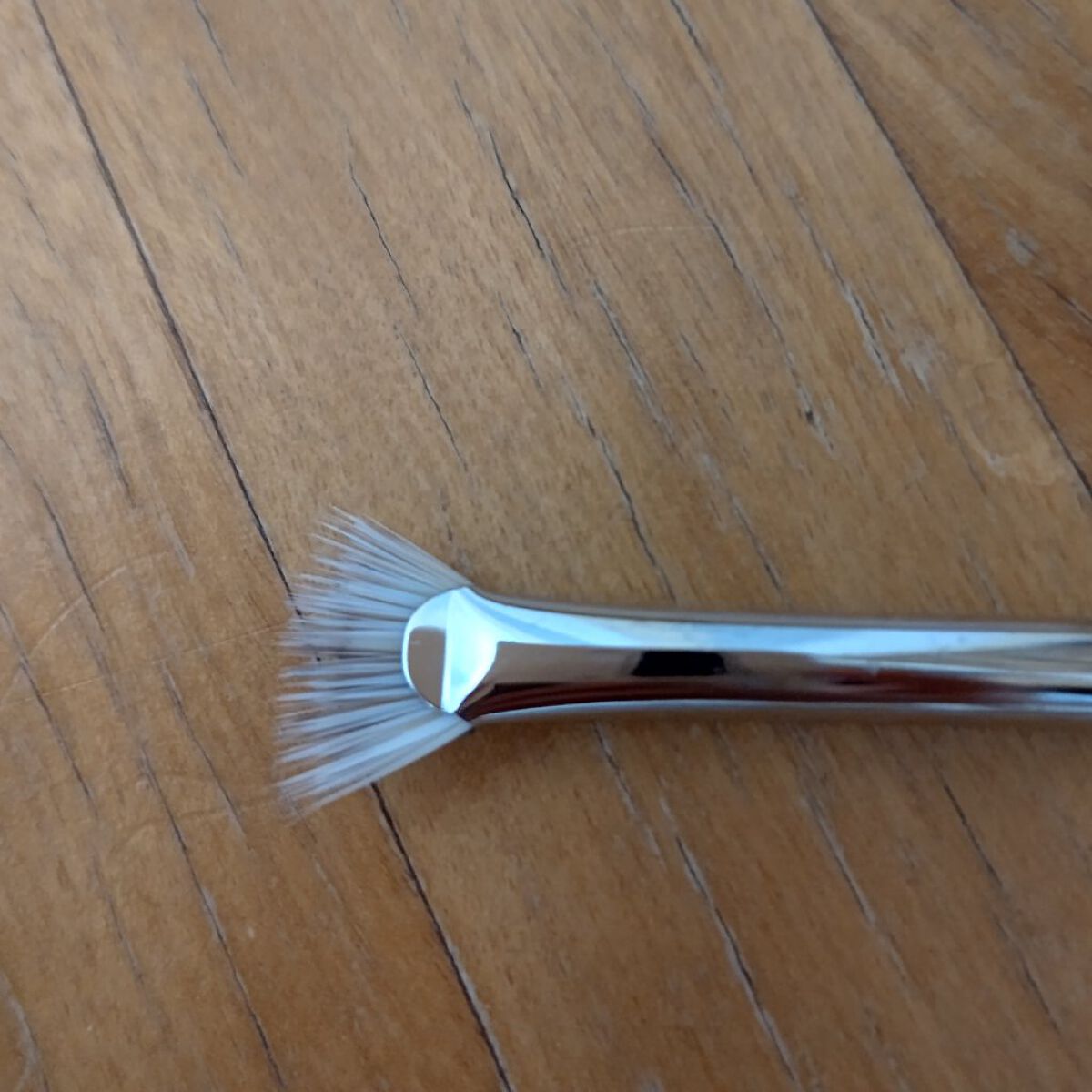 J4006 マスカラ 扇段/白鳳堂/メイクブラシを使ったクチコミ（2枚目）