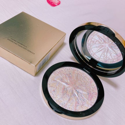 ZEESEA 顔がキラキラ  オーロラ系ハイライト/ZEESEA/パウダーハイライトを使ったクチコミ(1枚目)