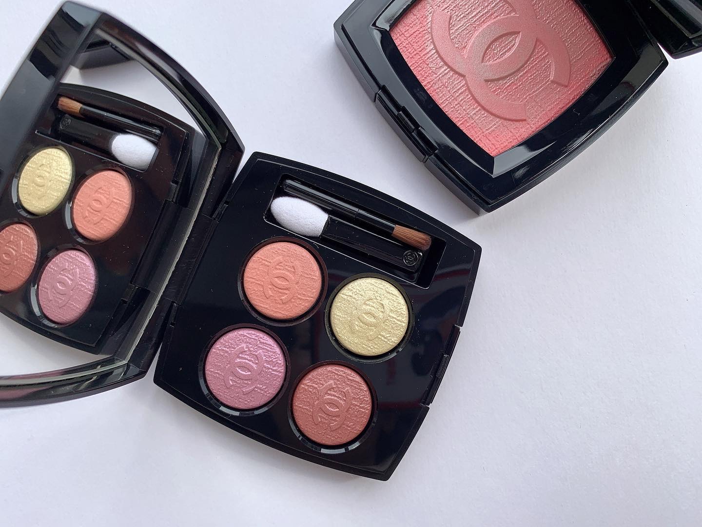 ファンテジー ドゥ シャネル/CHANEL/パウダーチークを使ったクチコミ（1枚目）