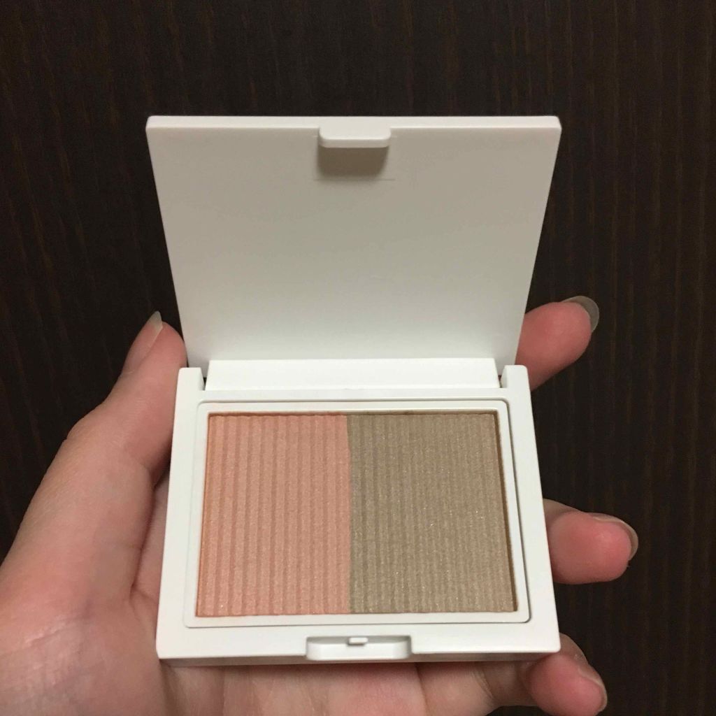 ヴァントルテ ミネラルシルクシェーディングパウダーのクチコミ「ヴァントルテ 
ミネラルシルクシェーディングパウダー


シェーディングがずっと欲しくて
色々.....」（3枚目）