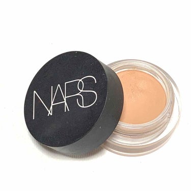 主にクマとかニキビ跡とか小鼻の赤みとか口角のくすみとか消したいって話。

◼️NARS
ソフトマットコンプリートコンシーラー 1277
1277が色番でいいのかものすごく不安。

カバー力:△
ヨレにく