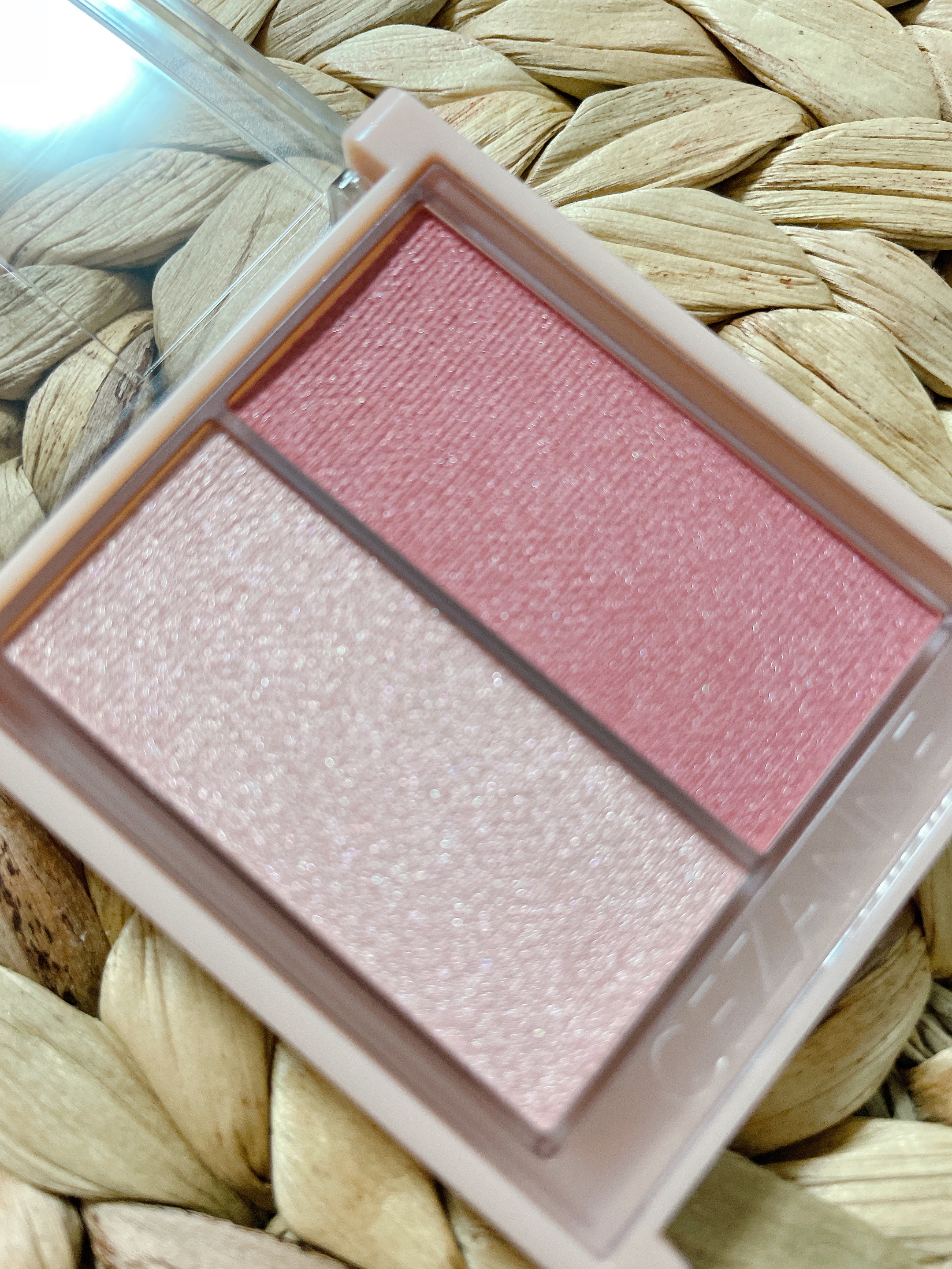 ベージュトーンアイシャドウ/CEZANNE/アイシャドウパレットを使ったクチコミ（3枚目）