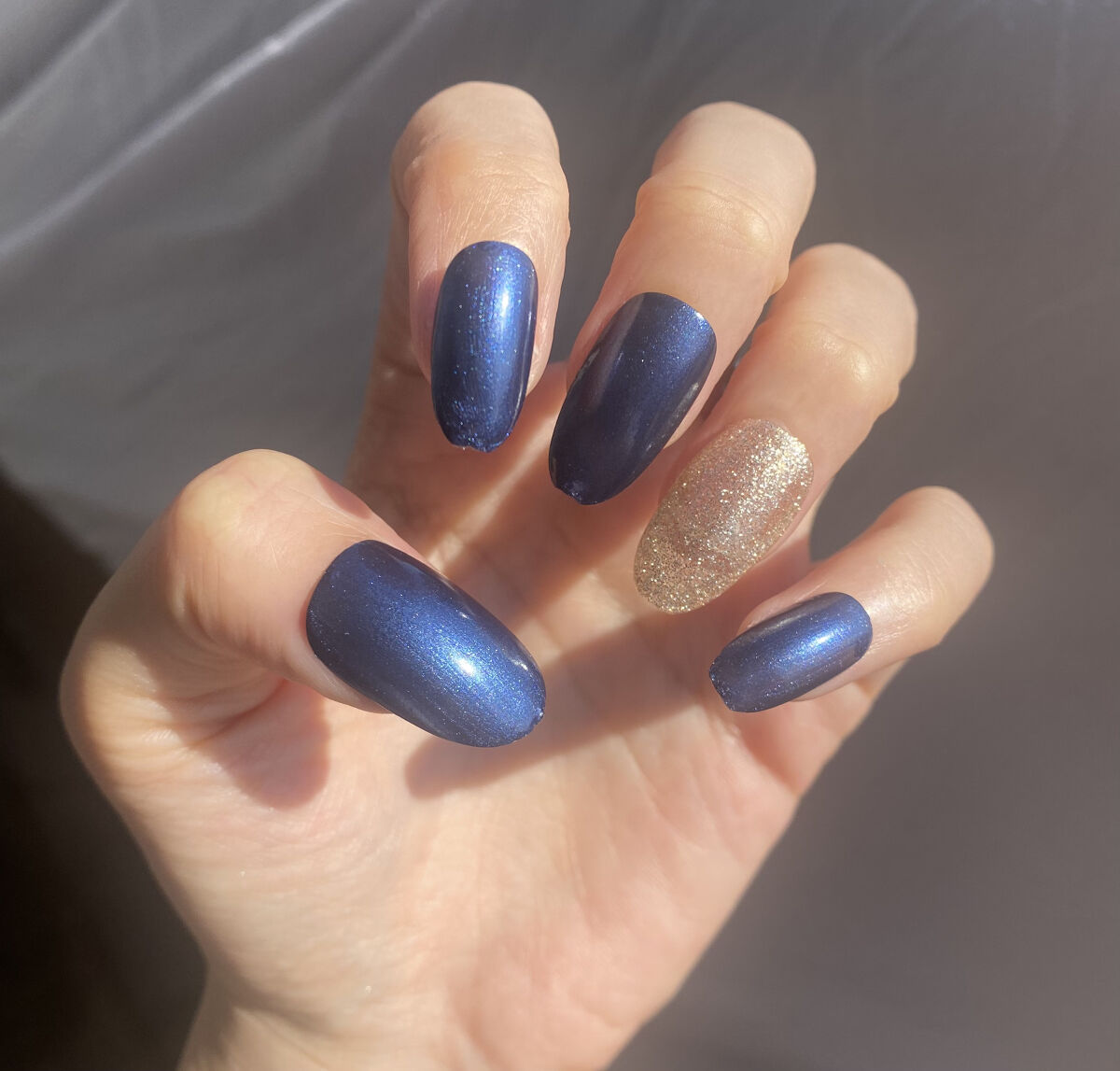 ディオリフィック グリッター トップ コート 001 ブトン ドール/Dior/ネイルトップコートを使ったクチコミ（2枚目）