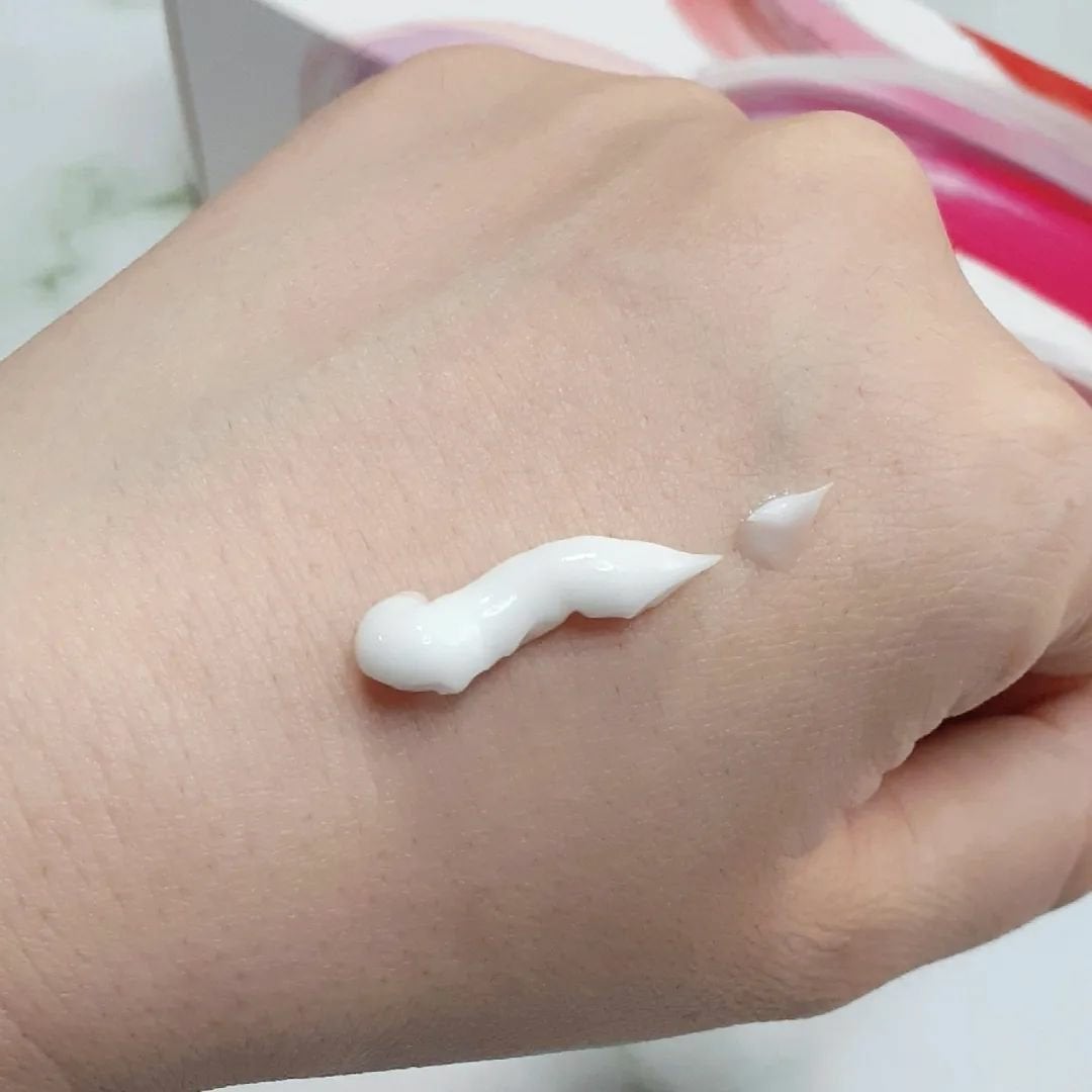 ボディエマルション モイスト&トリート/パンセ ド ブーケ/ボディローションを使ったクチコミ(4枚目)