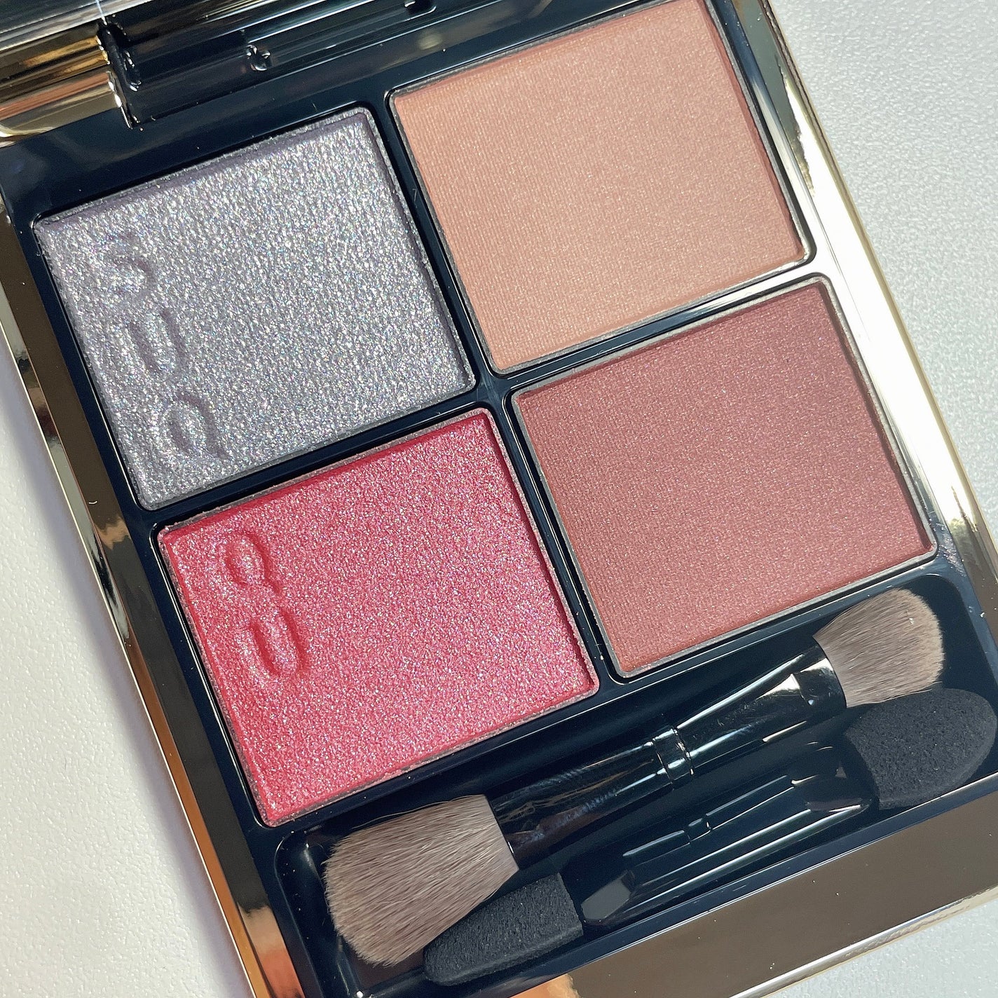 シグニチャー カラー アイズ/SUQQU/アイシャドウパレットを使ったクチコミ(2枚目)