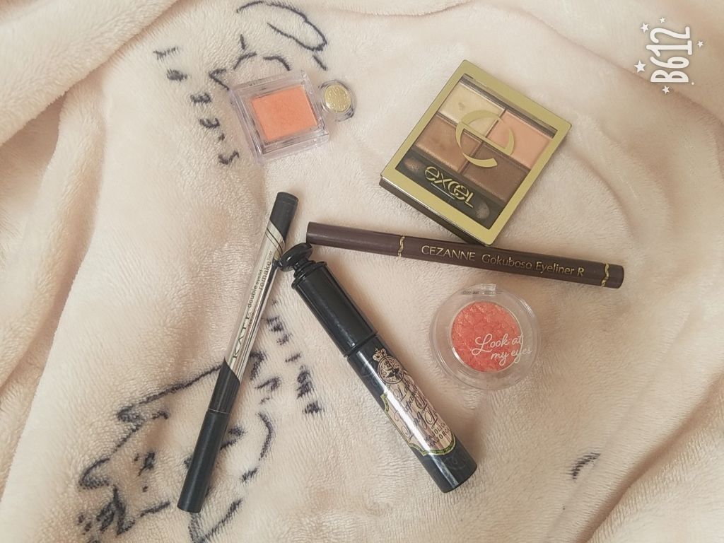 シャドーカスタマイズ/マジョリカ マジョルカ/単色アイシャドウを使ったクチコミ（2枚目）