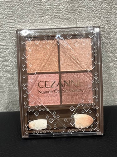 CEZANNEニュアンスオンアイシャドウ01ウォームコーラル


ピンクがめっちゃかわいい！！
この可愛さで700円くらい


写真見たまま色！本当にまんま！
めっちゃ綺麗ないろ！！
化粧品って日常に感