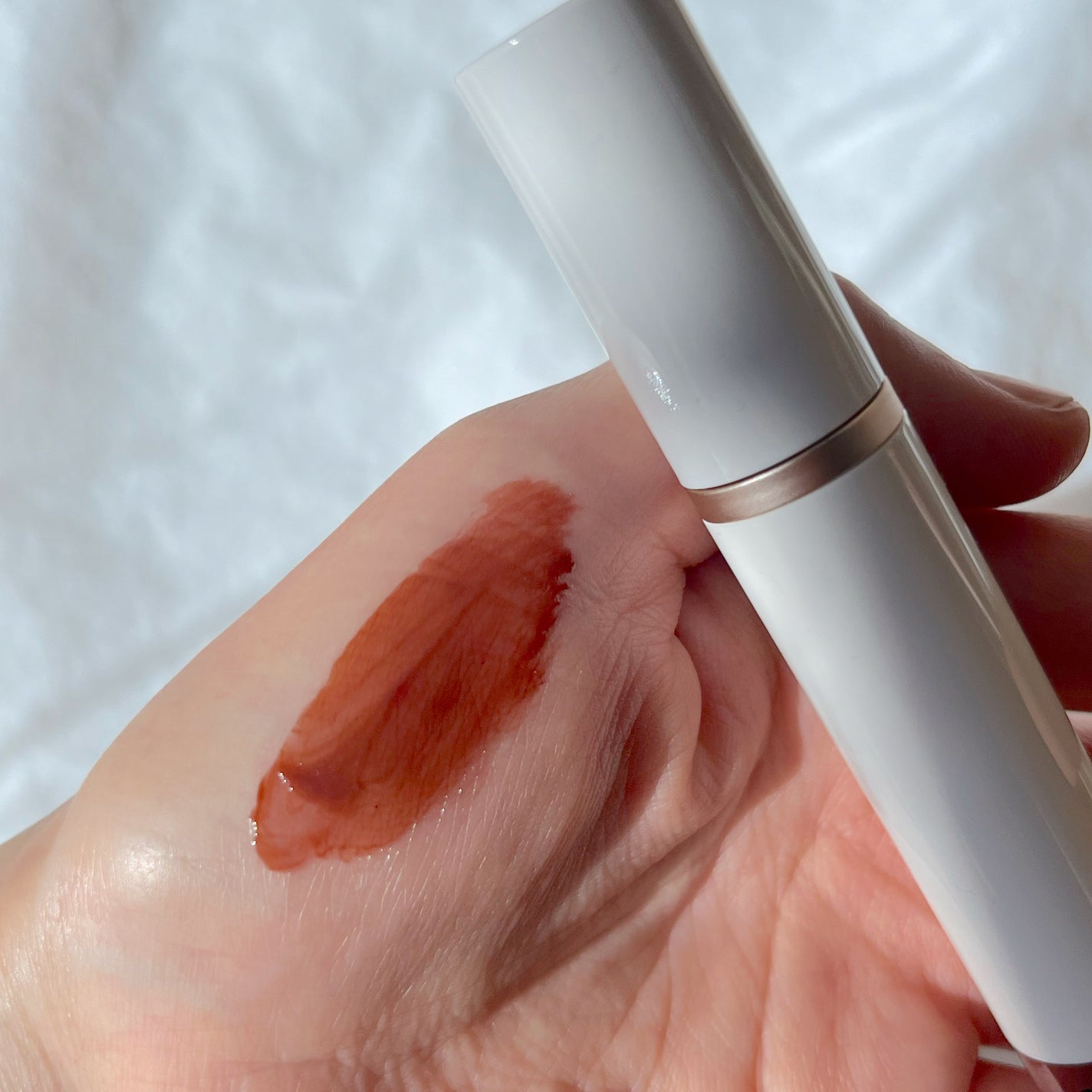 ムードインハンサーウォーターリキッドグロウ/hince/口紅を使ったクチコミ(2枚目)