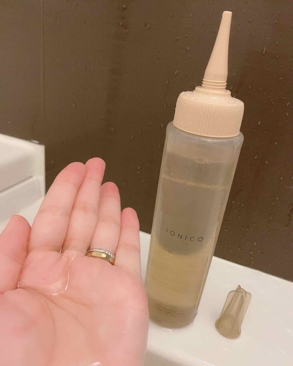 プレミアムイオン クイックリペアウォーター （毛髪美容補修水）/IONICO/洗い流すヘアトリートメントを使ったクチコミ（3枚目）
