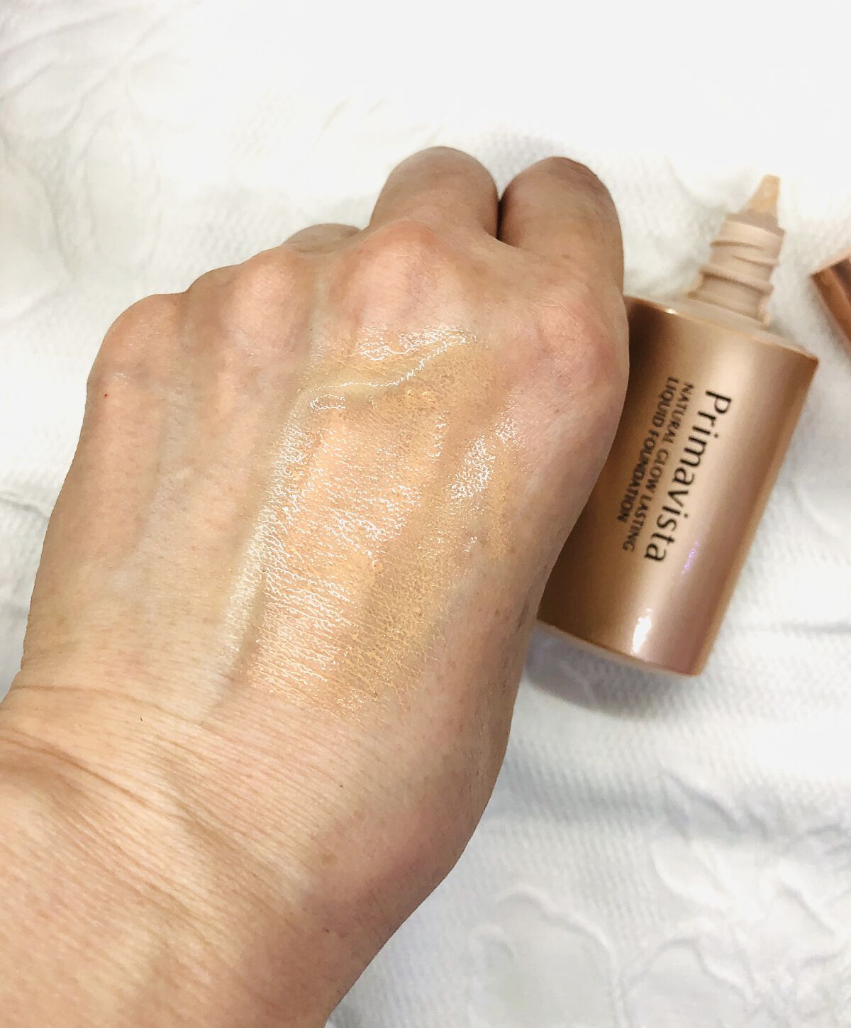 ナチュラルグロウ ラスティング リキッド オークル05/プリマヴィスタ/リキッドファンデーションを使ったクチコミ（3枚目）