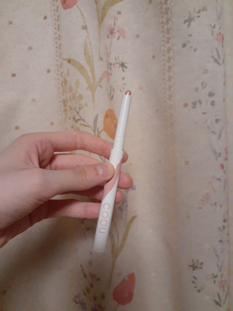 涙袋アイシャドウ（ステックアイシャドウ） 05 ピンクシマー/coou/スティックアイシャドウを使ったクチコミ（2枚目）