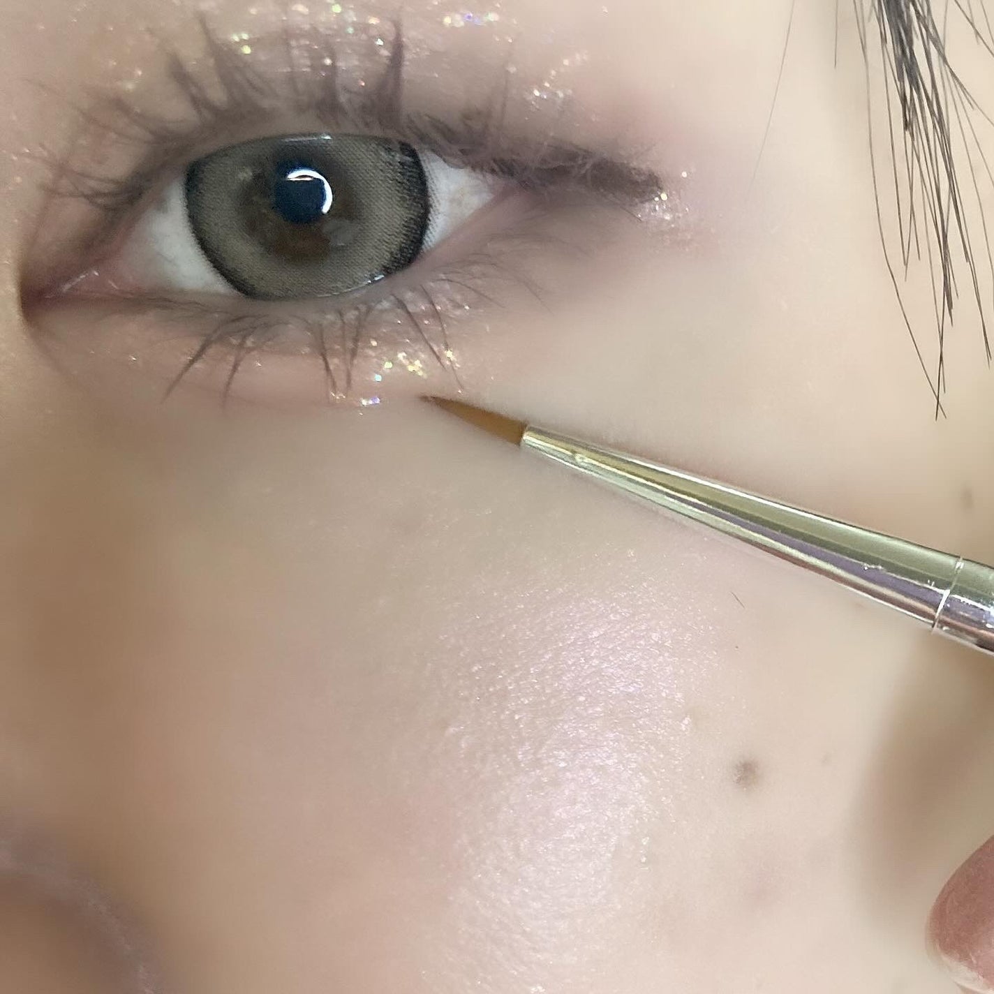 グリッターアイシャドウ/Dear.A/グリッターを使ったクチコミ(4枚目)