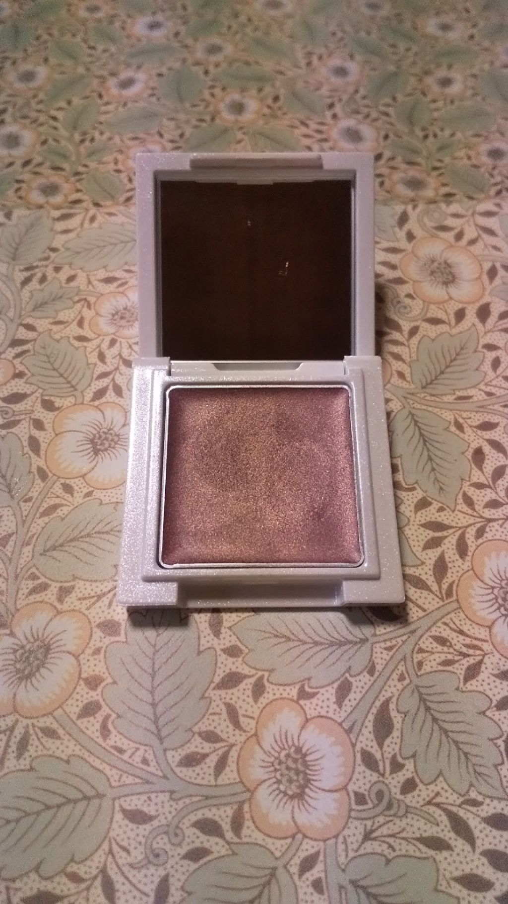 リッドフラッシュ/CHICCA/アイシャドウパレットを使ったクチコミ（2枚目）