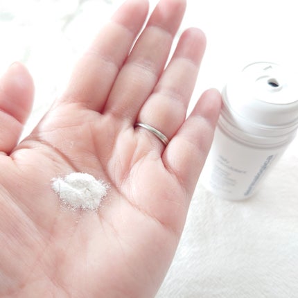 デイリーマイクロフォリエント/ダーマロジカ/洗顔パウダーを使ったクチコミ(3枚目)