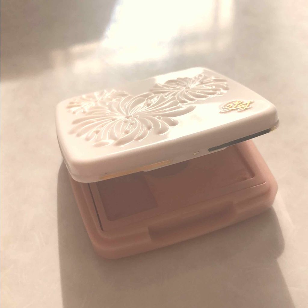 パウダー ブラッシュ/PAUL & JOE BEAUTE/パウダーチークを使ったクチコミ(1枚目)