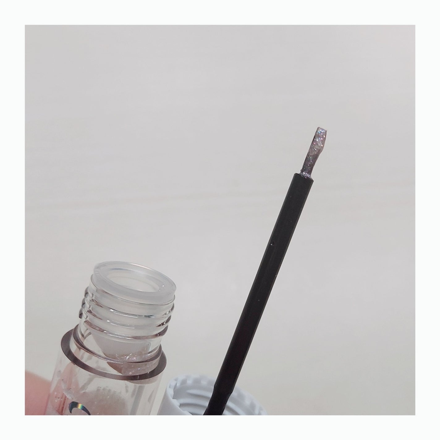 シピシピ グリッター イルミネーションライナー S/CipiCipi/リキッドアイライナーを使ったクチコミ(3枚目)