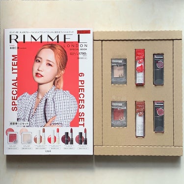 宝島社
RIMMEL LONDON SPECIAL BOOK
⚫︎RED

アイカラー2点とリップ4点がセットになったコスメセット✨
フォロワーさんから教えていただいたので予約していました💕

🧡＊┈┈┈┈┈┈┈┈┈┈┈┈┈┈┈＊🧡

💖リンメル プリズム クリームアイカラー 
002 ミルキーピンク

💖リンメル プリズム パウダーアイカラー　
024 ウォームレッド

💄リンメル マシュマロルック リップスティック 
029 ディープボルドー
034 モーヴピンク

💄リンメル ラスティングフィニッシュ オイルティントリップ 
004 ベージュブラウン
007 ポピーレッド

🧡＊┈┈┈┈┈┈┈┈┈┈┈┈┈┈┈＊🧡
アイカラーの24ウォームレッドはパール入り✨好きな色すぎた💕🥰
マシュマロリップの2色も私の好きな色でこれは買って良かった～🎵

新しいコスメがいっぱい欲しいなーとか試してみたい人にはおすすめのセット💕🥰

#リンメル
#リンメルロンドン
#宝島社
#RIMMELLONDONSPECIALBOOK
#プリズムパウダーアイカラー
#ラスティングフィニッシュオイルティントリップ
#マシュマロルックリップスティック
#RIMMEL
#コスメ購入品
#本田仁美
#AKB48の画像 その1