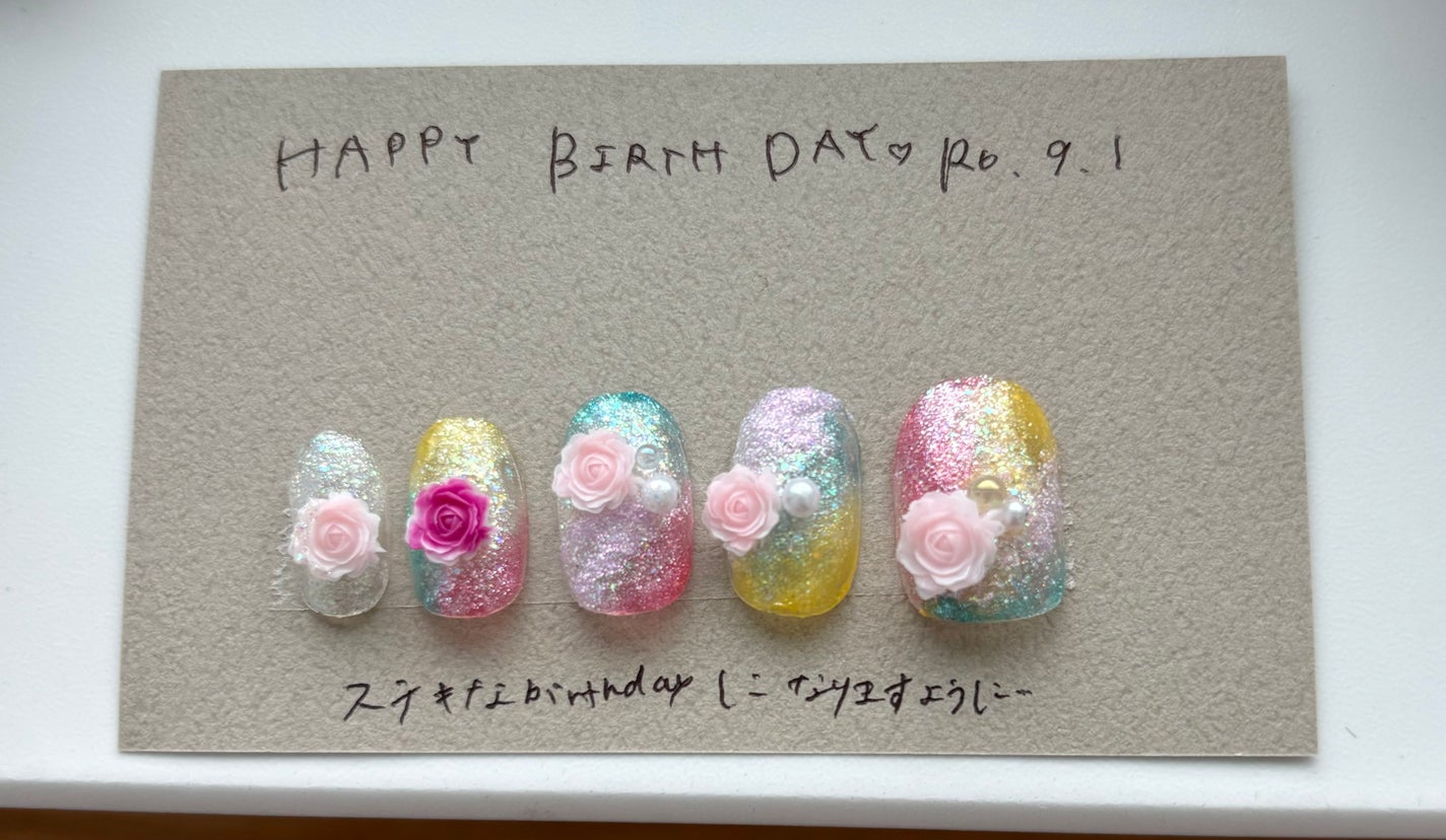 ネイルホリック Aurora Glitter/ネイルホリック/マニキュアを使ったクチコミ(5枚目)